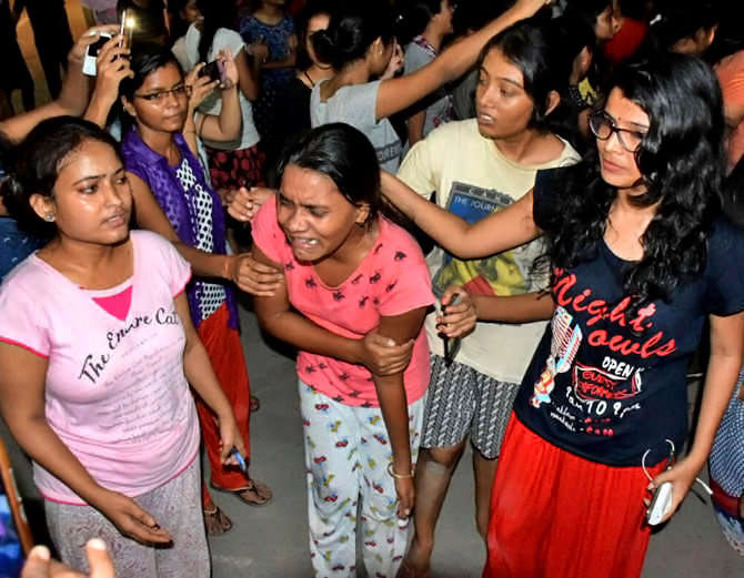 BHU बवाल: कमिश्नर ने रिपोर्ट में यूनिवर्सिटी एडमिनिस्ट्रेशन को बताया जिम्मेदार.....