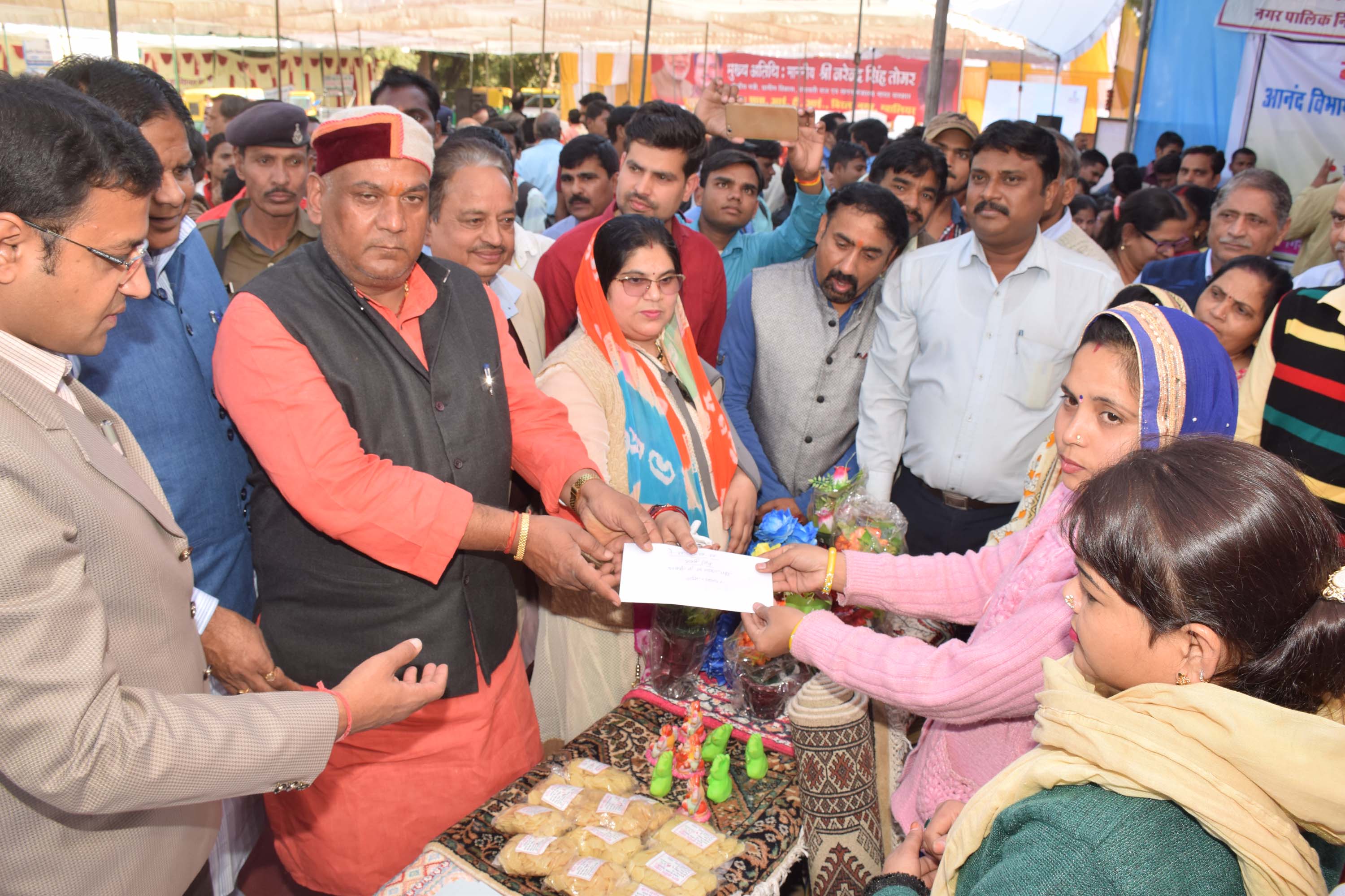 प्रधानमंत्री एवं मुख्यमंत्री ने जरूरतमंद युवाओं को रोजगार देने की चिंता की : जिला पंचायत अध्यक्ष श्रीमती मनीषा यादव 