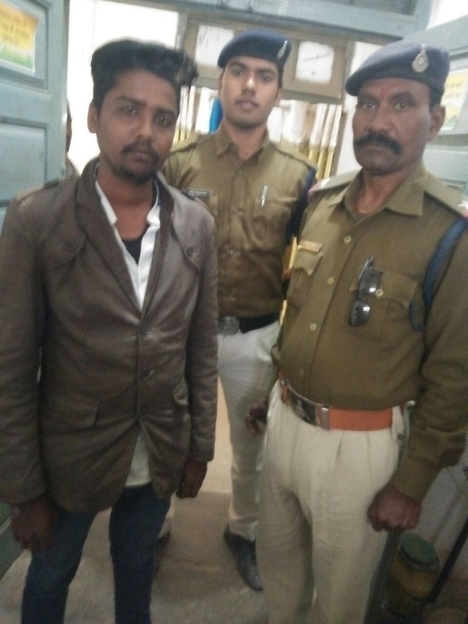 कोतवाली पुलिस ने आबकारी एक्ट के तहत की कार्यवाही