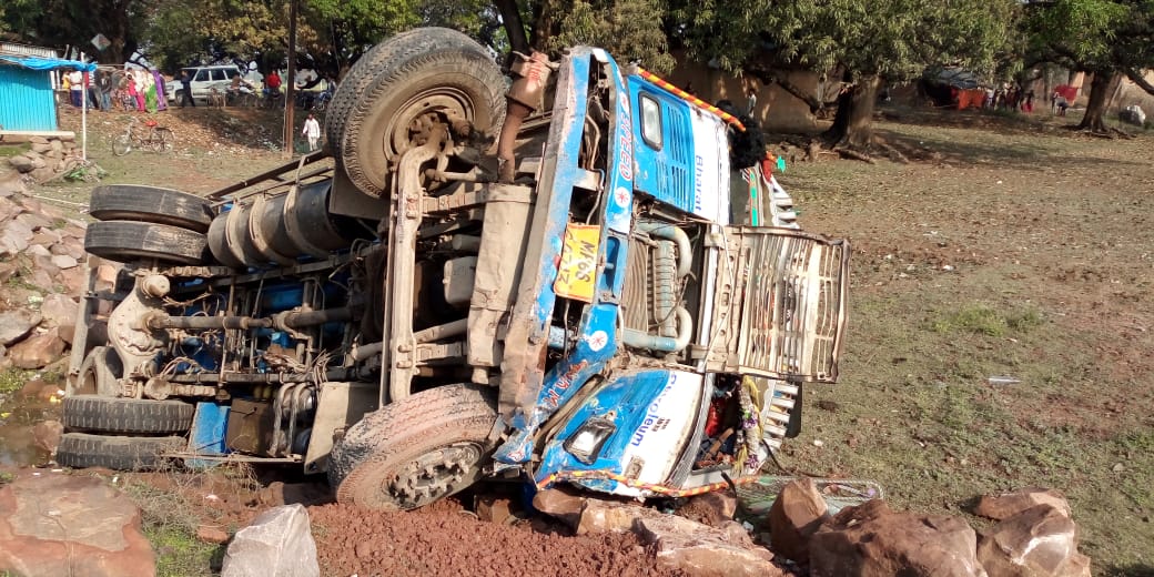 पेट्रोल से लोड टैकर ने ली मासूम की जान